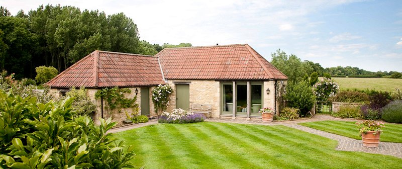 Room 1 at Park Farm Barn Bed and Breakfast - Westrop, Corsham, Wiltshire